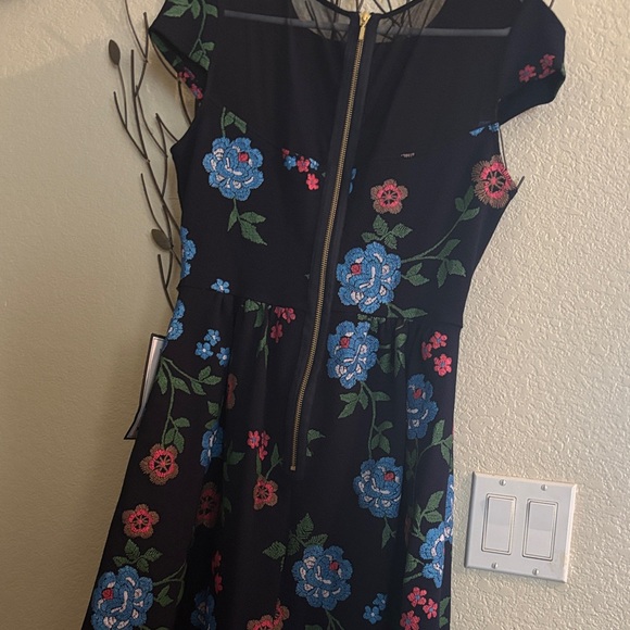 Chic Navy Floral Mini Dress - Picture 7 of 11